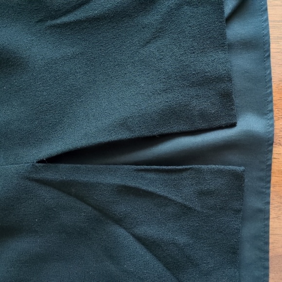 Armani Collezioni Black Stretch Crepe Knee Length Pencil Skirt Women's Size 6 - Picture 14 of 16